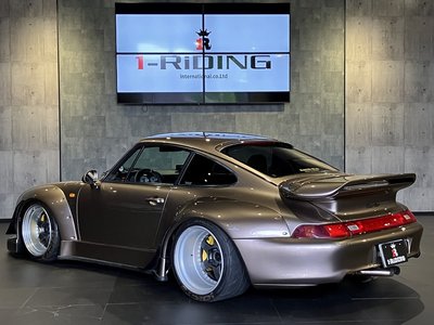PORSCHE 911 - 7