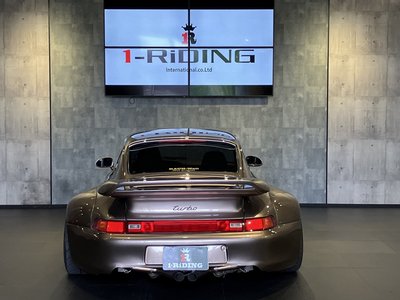 PORSCHE 911 - 6