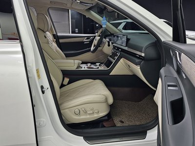 صورة مصغرة 17 لـ 2025 Genesis GV80