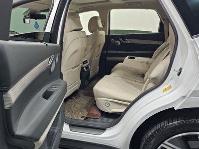 صورة مصغرة 16 لـ 2025 Genesis GV80