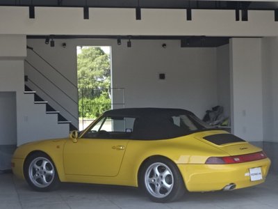 PORSCHE 911 - 9