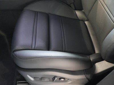 2026 Porsche CAYENNE 缩略图 37