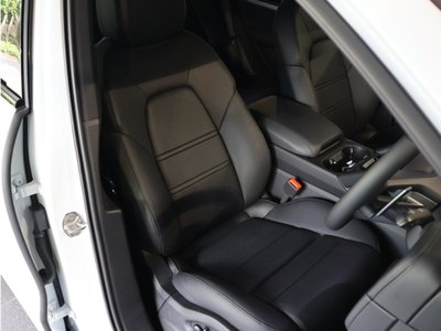 2026 Porsche CAYENNE 缩略图 19