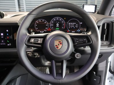 2026 Porsche CAYENNE 缩略图 24