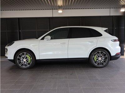 صورة 4 لـ 2026 Porsche CAYENNE