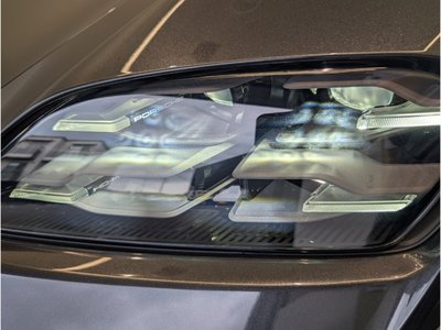 2024 Porsche TAYCAN photo 6