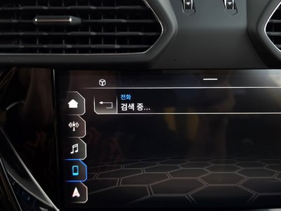 2022 Lamborghini URUS — миниатюра 37