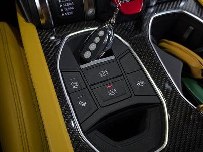 2022 Lamborghini URUS — миниатюра 36