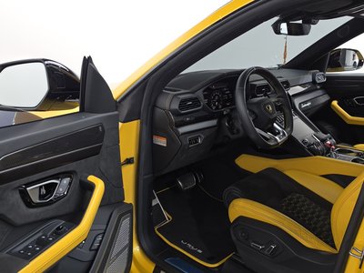 2022 Lamborghini URUS — миниатюра 13