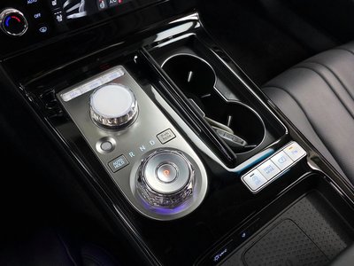GENESIS G80 (RG3) - 9