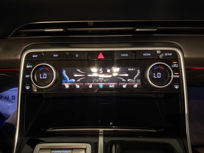 صورة 10 لـ 2022 Genesis GV80