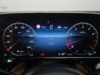 2025 Mercedes-BENZ E-CLASS 照片 8