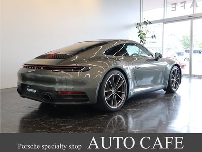 PORSCHE 911 - 4