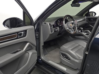 2023 Porsche CAYENNE — миниатюра 13