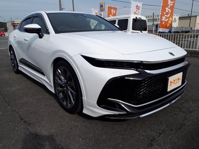 TOYOTA CROWN CROSSOVER