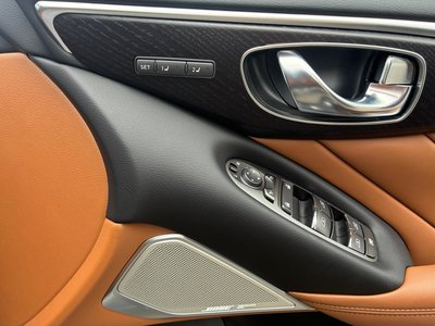 2025 Nissan SKYLINE 照片 9