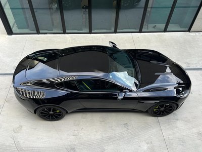 ASTON MARTIN DB11 - 10
