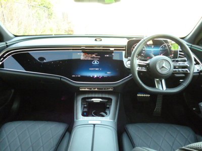 MERCEDES-BENZ E-CLASS - 10