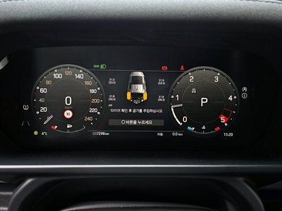 LAND ROVER DEFENDER - 8