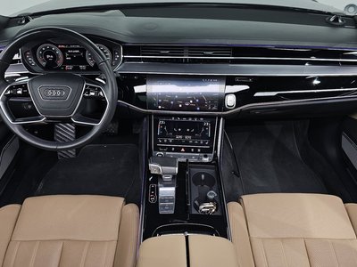 AUDI A8 - 5