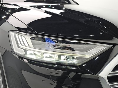 AUDI A8 - 9