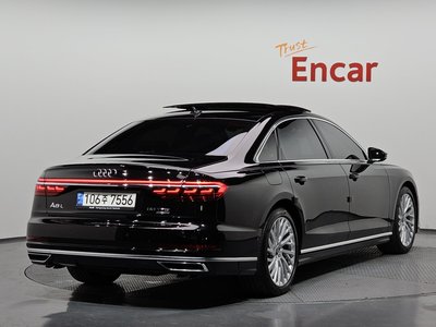 AUDI A8 - 4
