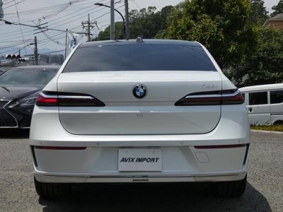 BMW 7 SERIES - 8