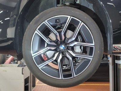 BMW 7 SERIES - 7