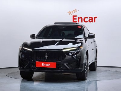 MASERATI LEVANTE - 2