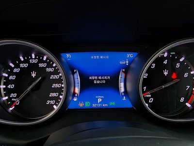 MASERATI LEVANTE - 8