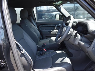 2025 LAND Rover DEFENDER 缩略图 12