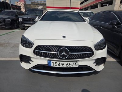 MERCEDES-BENZ E-CLASS - 2