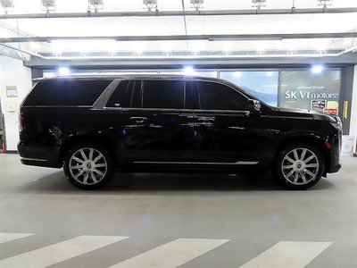 CADILLAC ESCALADE - 7