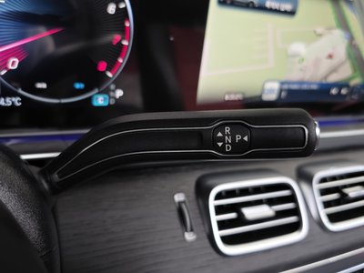 MERCEDES-BENZ GLE - 9