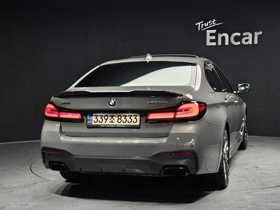 BMW 5 SERIES - 4