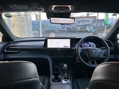 TOYOTA CROWN SPORT - 2