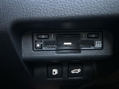 TOYOTA CROWN SPORT - 8