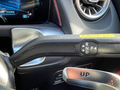 MERCEDES-BENZ GLB AMG - 6