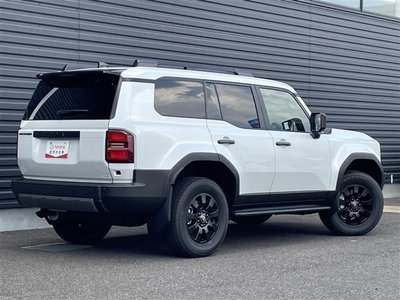 TOYOTA LAND CRUISER 250 - 8