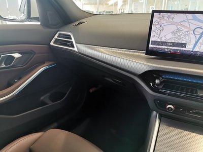 صورة مصغرة 50 لـ 2025 BMW 3 SERIES TOURING