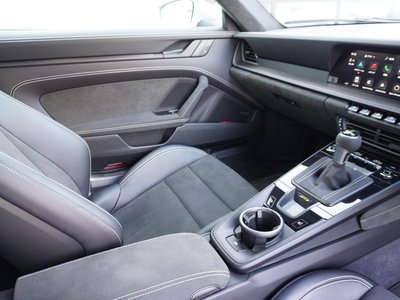 صورة مصغرة 31 لـ 2023 Porsche 911