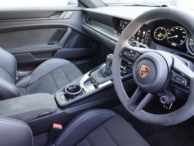 صورة مصغرة 15 لـ 2023 Porsche 911