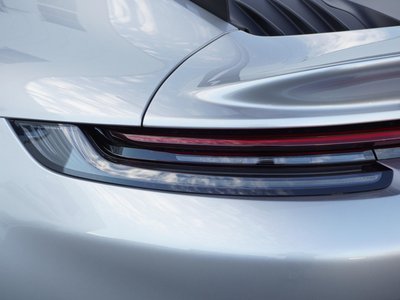 صورة مصغرة 11 لـ 2023 Porsche 911