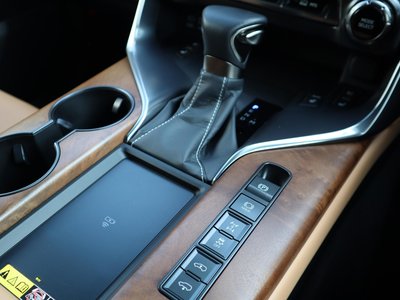 2023 Lexus LX — миниатюра 13