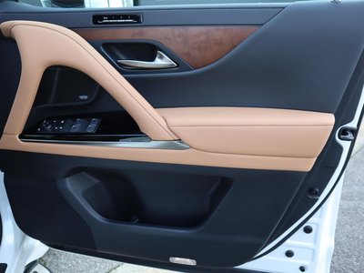 2023 Lexus LX — миниатюра 14