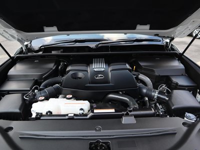 2023 Lexus LX — миниатюра 19