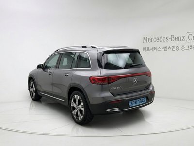 2025 Mercedes-BENZ EQB 照片 2