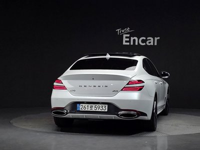 صورة مصغرة 3 لـ 2023 Genesis THE NEW G70
