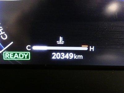 TOYOTA CROWN CROSSOVER - 8