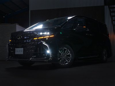 2026 TOYOTA ALPHARD photo 7